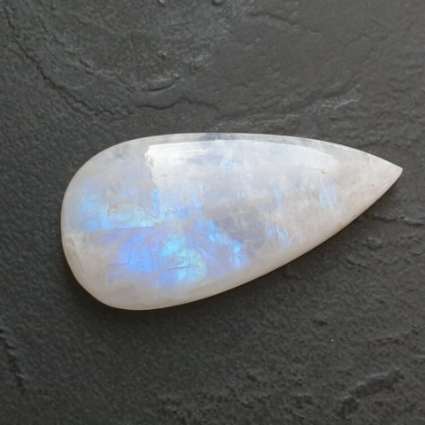 Moonstone cabochon 36x18 mm no A410