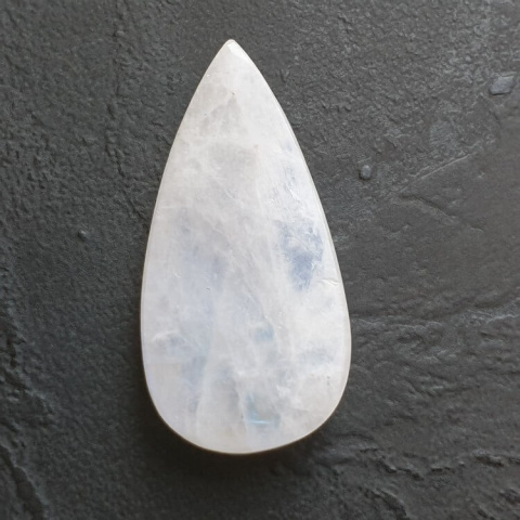Moonstone cabochon 36x18 mm no A410