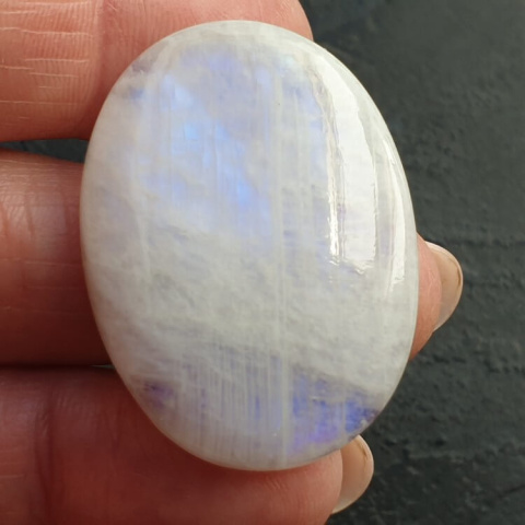 Moonstone cabochon 36x27 mm no A314