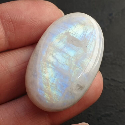 Moonstone cabochon 37x24 mm no A318