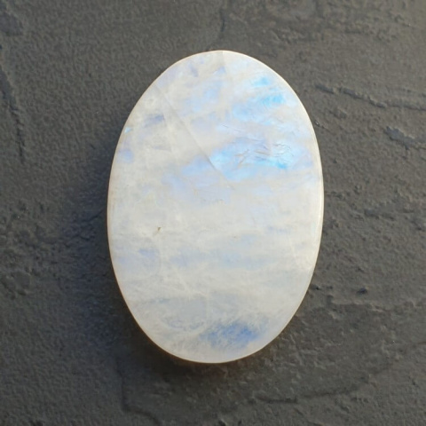 Moonstone cabochon 37x25 mm no A285