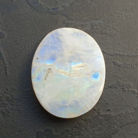 Moonstone cabochon 37x30 mm no A307