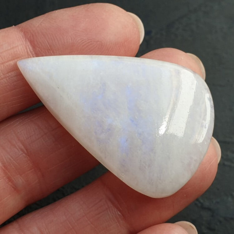 Moonstone cabochon 42x28 mm no A319