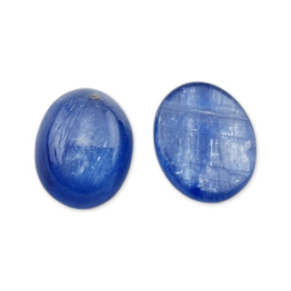 Kyanite cabochon 10x8 mm 1 pc