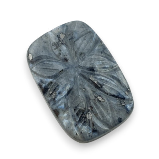 Larvikite carved cabochon 26x18 mm no 74