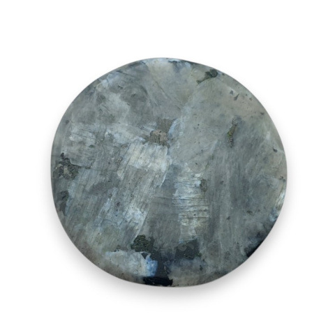 Larvikite carved cabochon fi 27 mm no 18 Larvikite carved cabochon fi 27 mm no 18