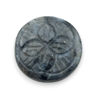 Larvikite carved cabochon fi 28 mm no 31