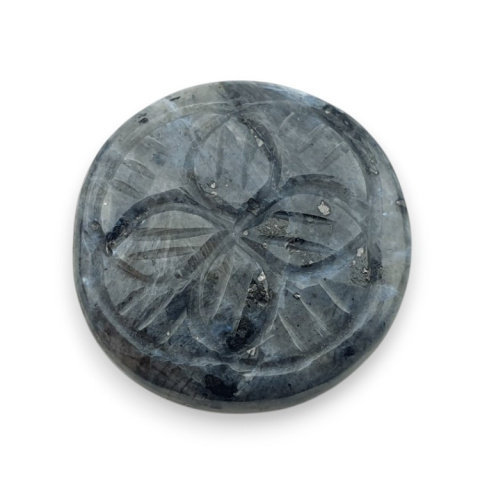 Larvikite carved cabochon fi 28 mm no 31 Larvikite carved cabochon fi 28 mm no 31