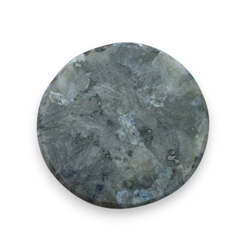 Larvikite carved cabochon fi 29 mm no 33 Larvikite carved cabochon fi 29 mm no 33