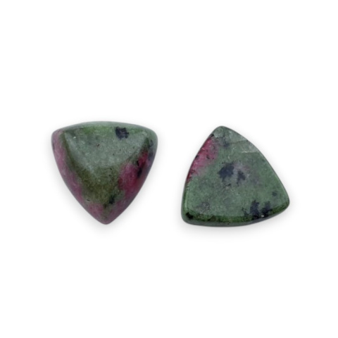 Zoisite with ruby cabochon trillion 10x10 mm 1 pc Zoisite with ruby cabochon trillion 10x10 mm 1 pc