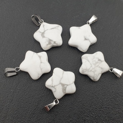 Howlite star pendant 18-20 mm 1 pc