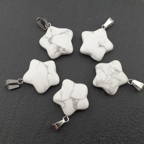 Howlite star pendant 18-20 mm 1 pc Howlite star pendant 18-20 mm 1 pc
