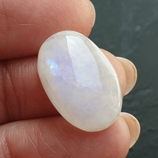 Moonstone cabochon 21x14 mm no A426