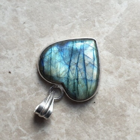 Labradorite pendant 22x20 mm no A49 Labradorite pendant 22x20 mm no A49