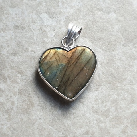 Labradorite pendant 22x20 mm no A49 Labradorite pendant 22x20 mm no A49