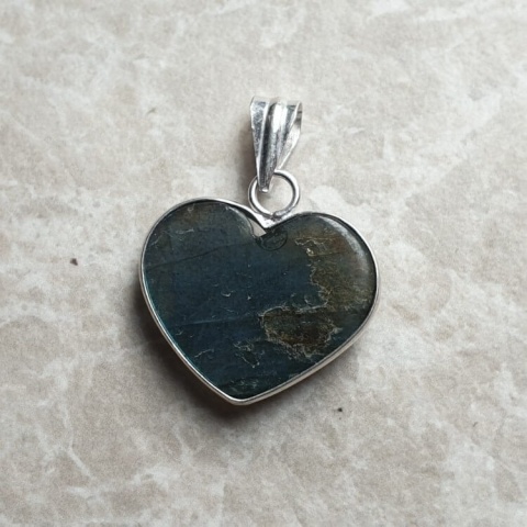 Labradorite pendant 23x19 mm no A43 Labradorite pendant 23x19 mm no A43