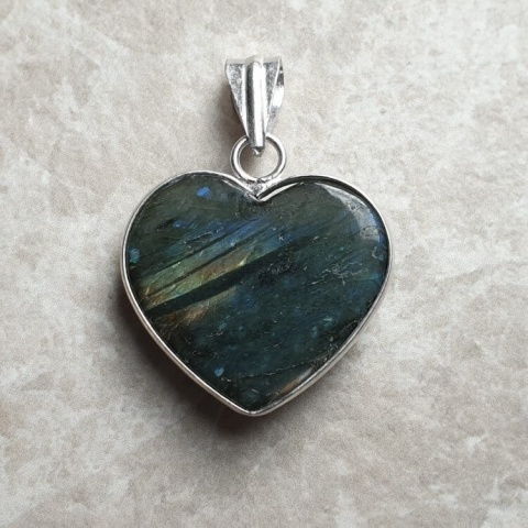 Labradorite pendant 24x21 mm no A34 Labradorite pendant 24x21 mm no A34