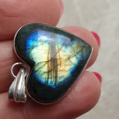 Labradorite pendant 24x22 mm no A31 Labradorite pendant 24x22 mm no A31