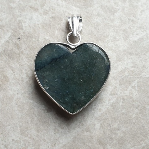 Labradorite pendant 25x23 mm no A33 Labradorite pendant 25x23 mm no A33
