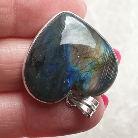Labradorite pendant 28x25 mm no 994 Labradorite pendant 28x25 mm no 994
