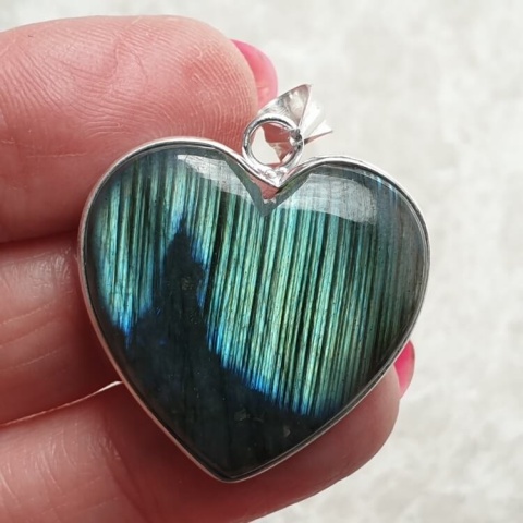 Labradorite pendant 28x27 mm no 992 Labradorite pendant 28x27 mm no 992