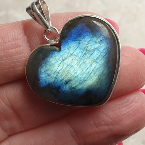 Labradorite pendant 29x25 mm no A37 Labradorite pendant 29x25 mm no A37