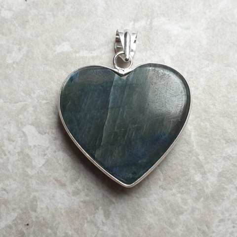 Labradorite pendant 29x27 mm no A15 Labradorite pendant 29x27 mm no A15