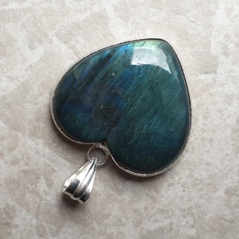 Labradorite pendant 29x27 mm no A25 Labradorite pendant 29x27 mm no A25