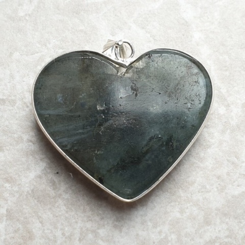 Labradorite pendant 29x32 mm no 989 Labradorite pendant 29x32 mm no 989