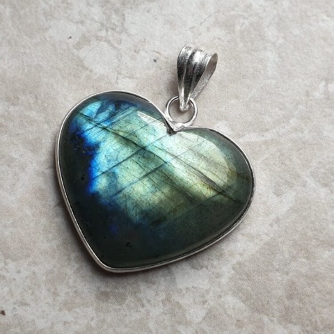 Labradorite pendant 30x25 mm no A41 Labradorite pendant 30x25 mm no A41