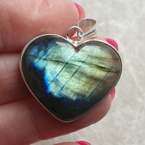 Labradorite pendant 30x25 mm no A41 Labradorite pendant 30x25 mm no A41