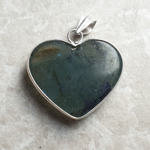Labradorite pendant 30x25 mm no A41 Labradorite pendant 30x25 mm no A41