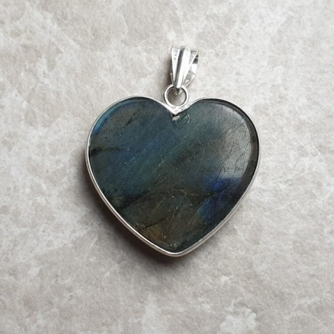 Labradorite pendant 30x27 mm no A18 Labradorite pendant 30x27 mm no A18