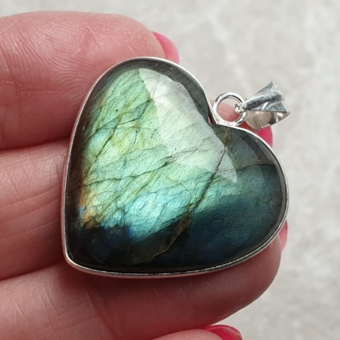 Labradorite pendant 30x27 mm no A20 Labradorite pendant 30x27 mm no A20
