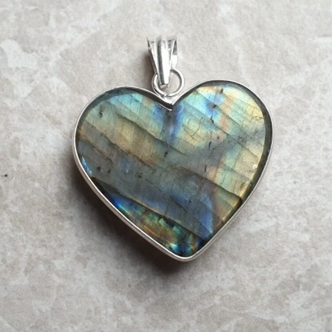Labradorite pendant 30x28 mm no A8 Labradorite pendant 30x28 mm no A8
