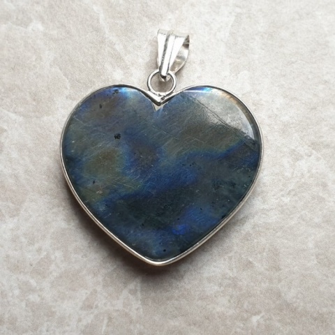Labradorite pendant 31x28 mm no A10 Labradorite pendant 31x28 mm no A10