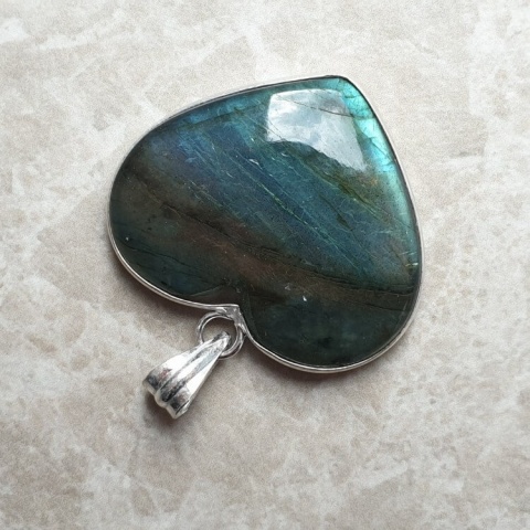 Labradorite pendant 32x27 mm no 993 Labradorite pendant 32x27 mm no 993
