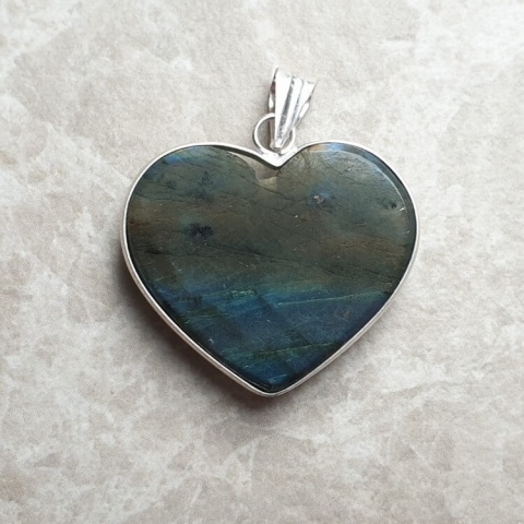 Labradorite pendant 32x27 mm no 993 Labradorite pendant 32x27 mm no 993