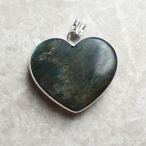 Labradorite pendant 33x28 mm no 997 Labradorite pendant 33x28 mm no 997