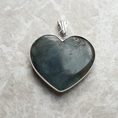 Labradorite pendant 33x29 mm no A9 Labradorite pendant 33x29 mm no A9