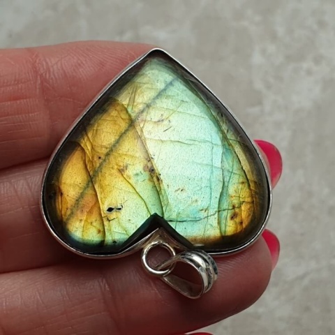 Labradorite pendant 33x30 mm no A11 Labradorite pendant 33x30 mm no A11