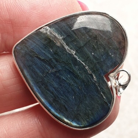 Labradorite pendant 33x31 mm no 982 Labradorite pendant 33x31 mm no 982