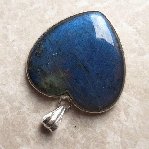 Labradorite pendant 33x31 mm no A40 Labradorite pendant 33x31 mm no A40