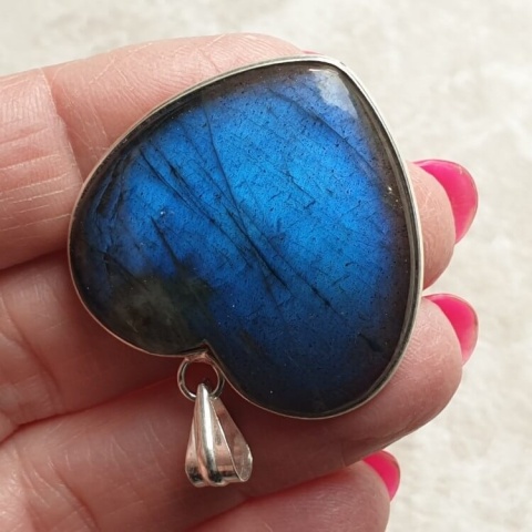 Labradorite pendant 33x31 mm no A40 Labradorite pendant 33x31 mm no A40