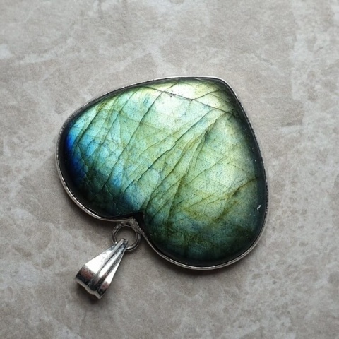 Labradorite pendant 35x28 mm no 955 Labradorite pendant 35x28 mm no 955