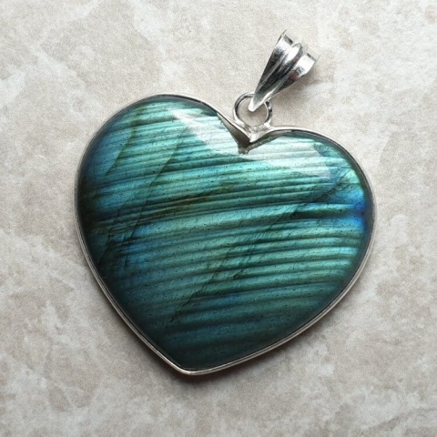 Labradorite pendant 35x30 mm no 962 Labradorite pendant 35x30 mm no 962
