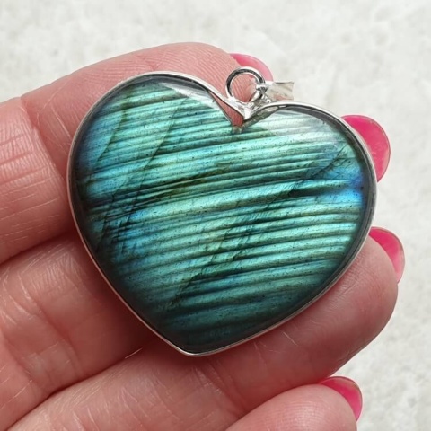 Labradorite pendant 35x30 mm no 962 Labradorite pendant 35x30 mm no 962