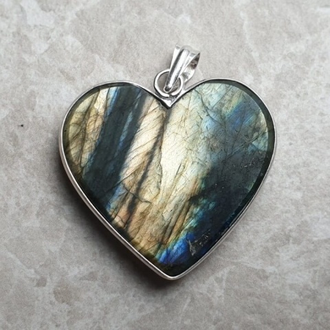 Labradorite pendant 35x32 mm no 969 Labradorite pendant 35x32 mm no 969