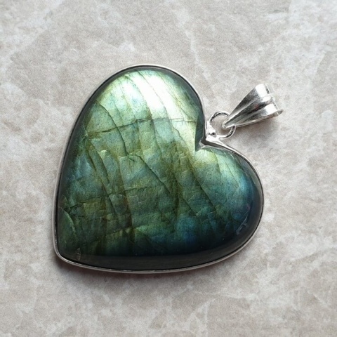 Labradorite pendant 35x33 mm no 958 Labradorite pendant 35x33 mm no 958