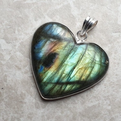 Labradorite pendant 36x32 mm no 963 Labradorite pendant 36x32 mm no 963